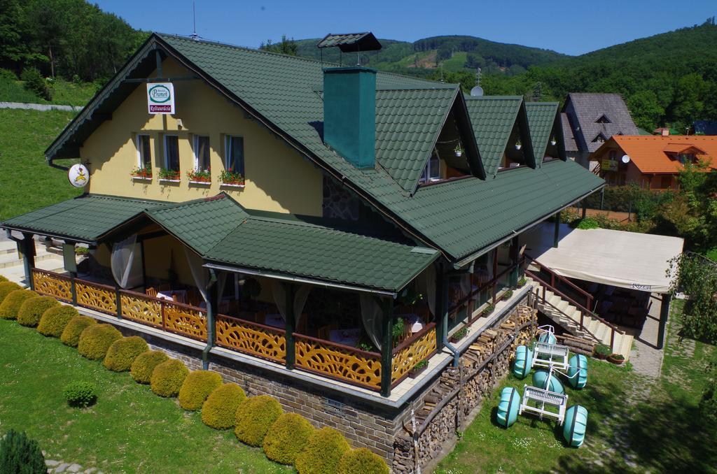 Penzion Pramen Vinné Екстериор снимка